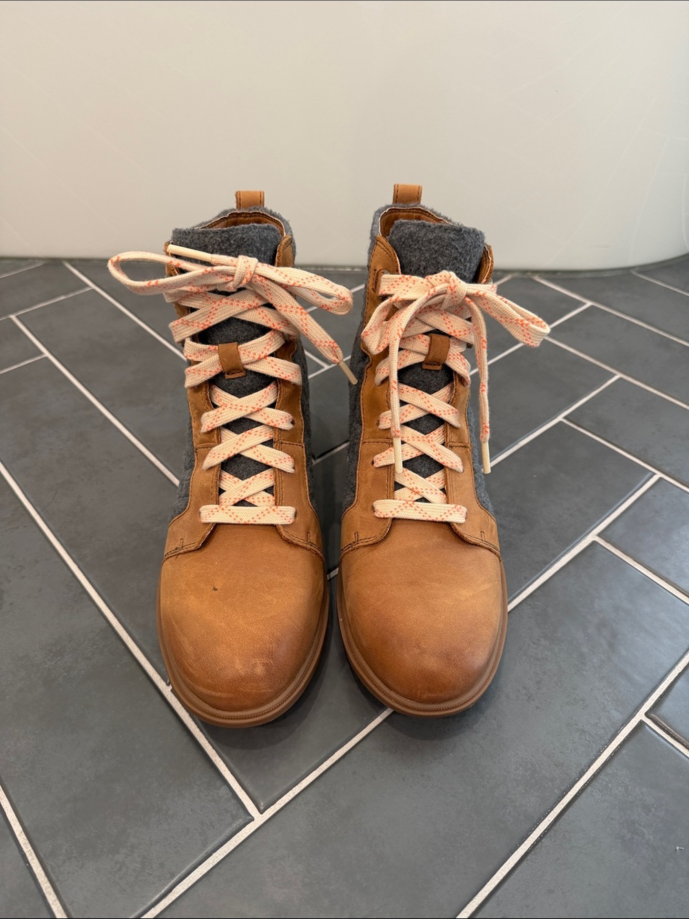 Sorel Women’s Tan Leather Lace-Up Ankle Wedge Boots - Casual Outdoor Style